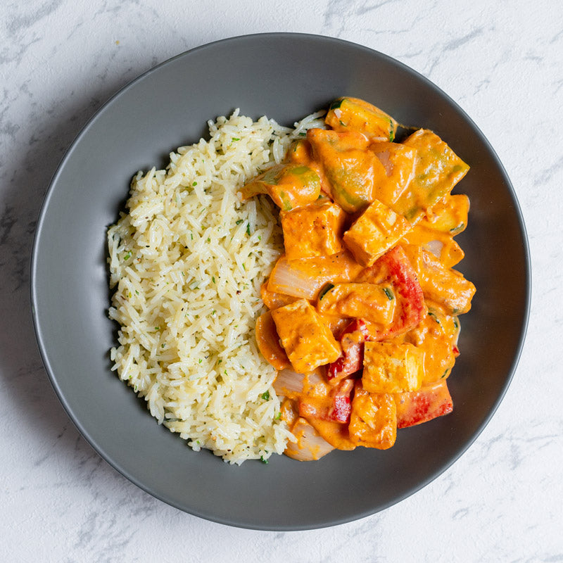 Caril vermelho com legumes e tofu