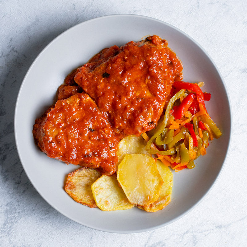 Atún con tomate