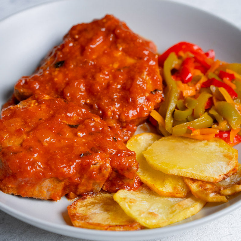 Atún con tomate