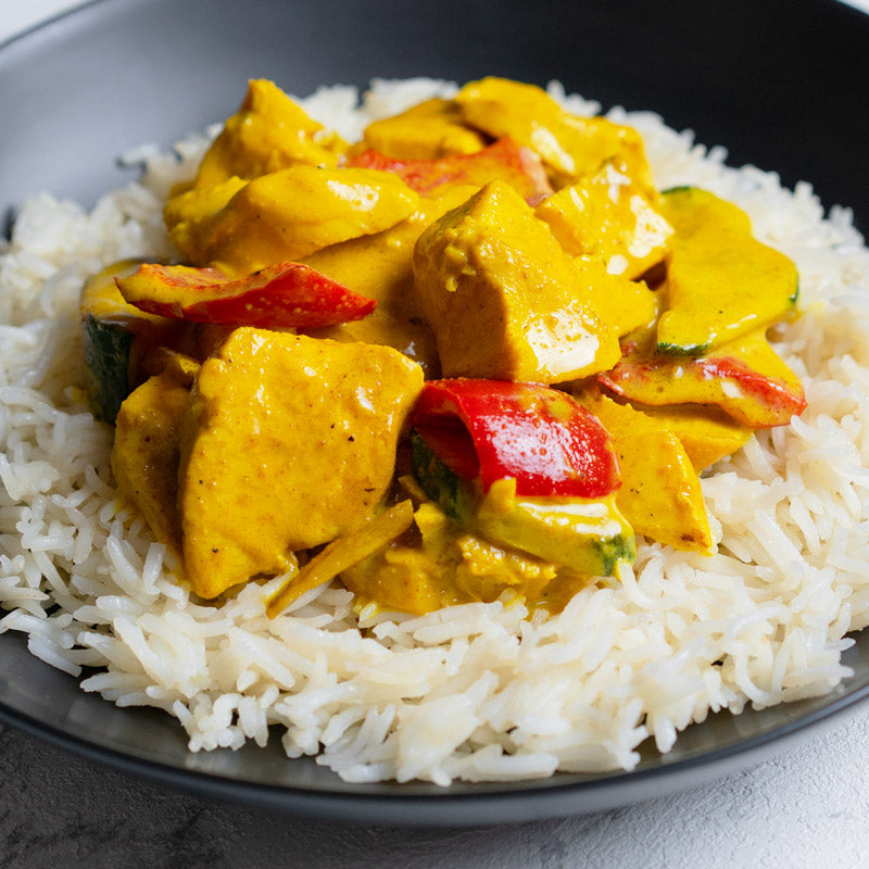Pollo al curry con arroz