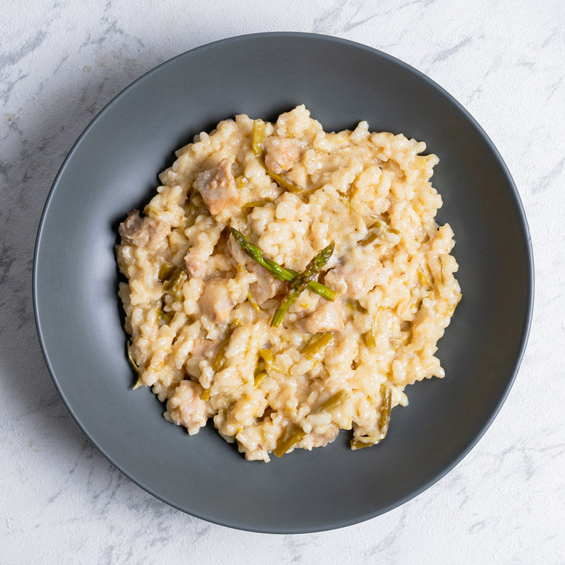 Risotto de espárragos, papada confitada y queso curado