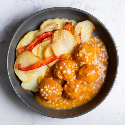 Albóndigas en salsa de almendra
