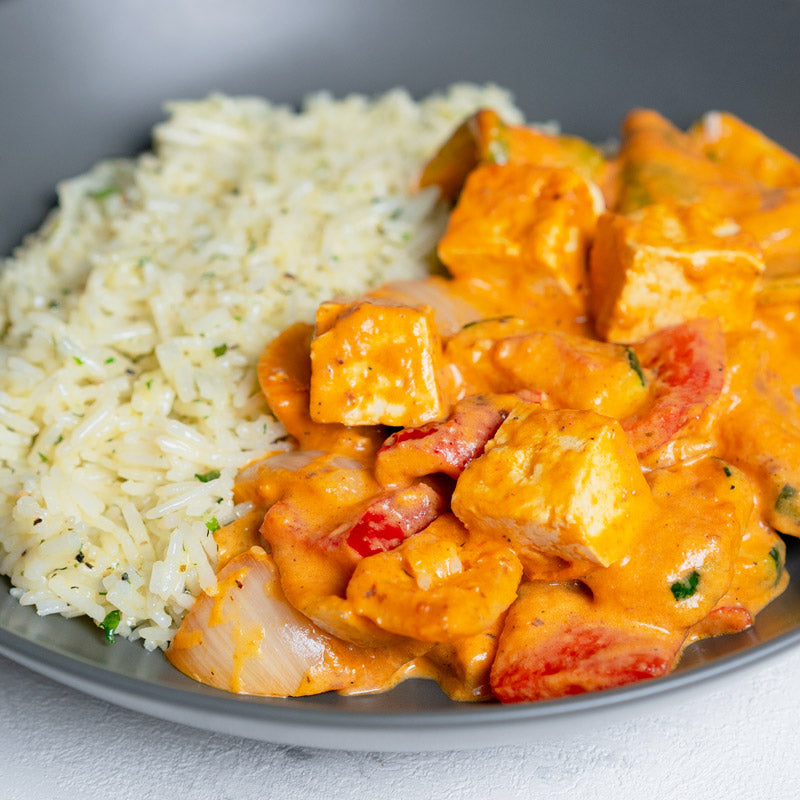 Caril vermelho com legumes e tofu